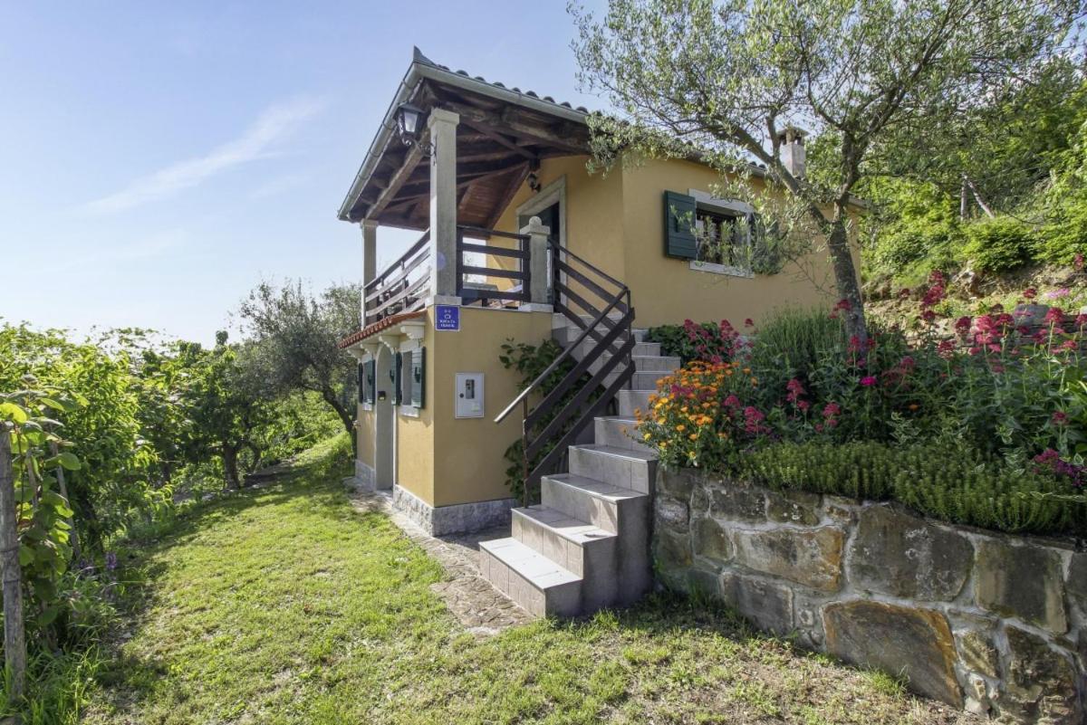 Villa Casa Antonija In Sovinjska Brda - Haus Fur 2 Personen Exterior foto