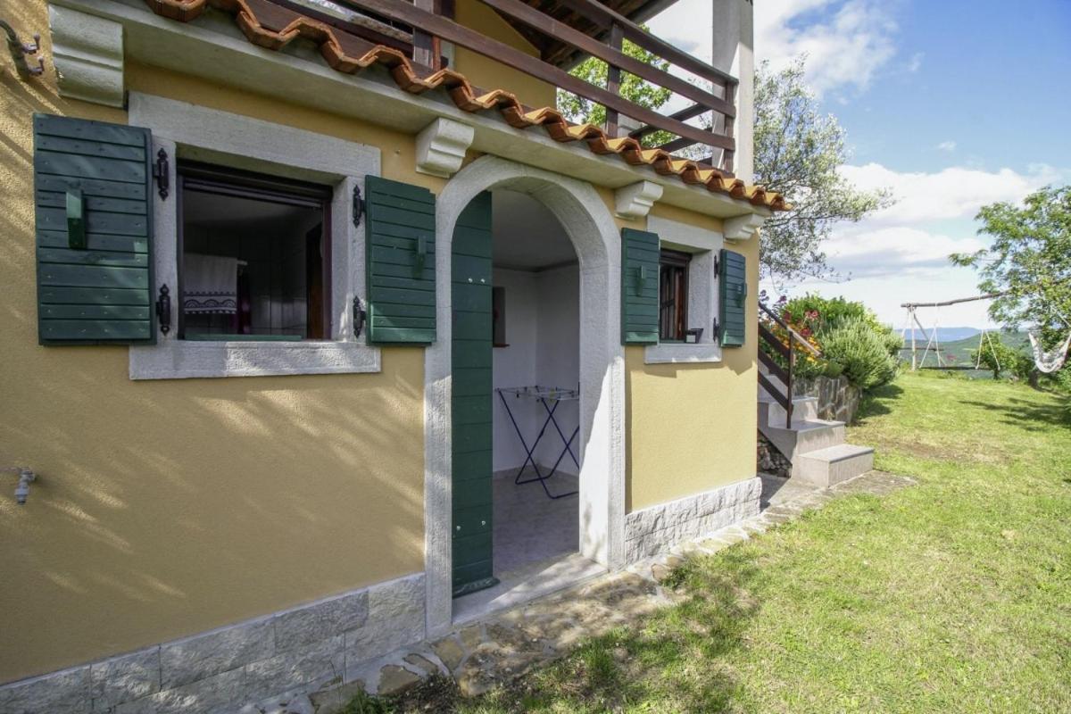 Villa Casa Antonija In Sovinjska Brda - Haus Fur 2 Personen Exterior foto