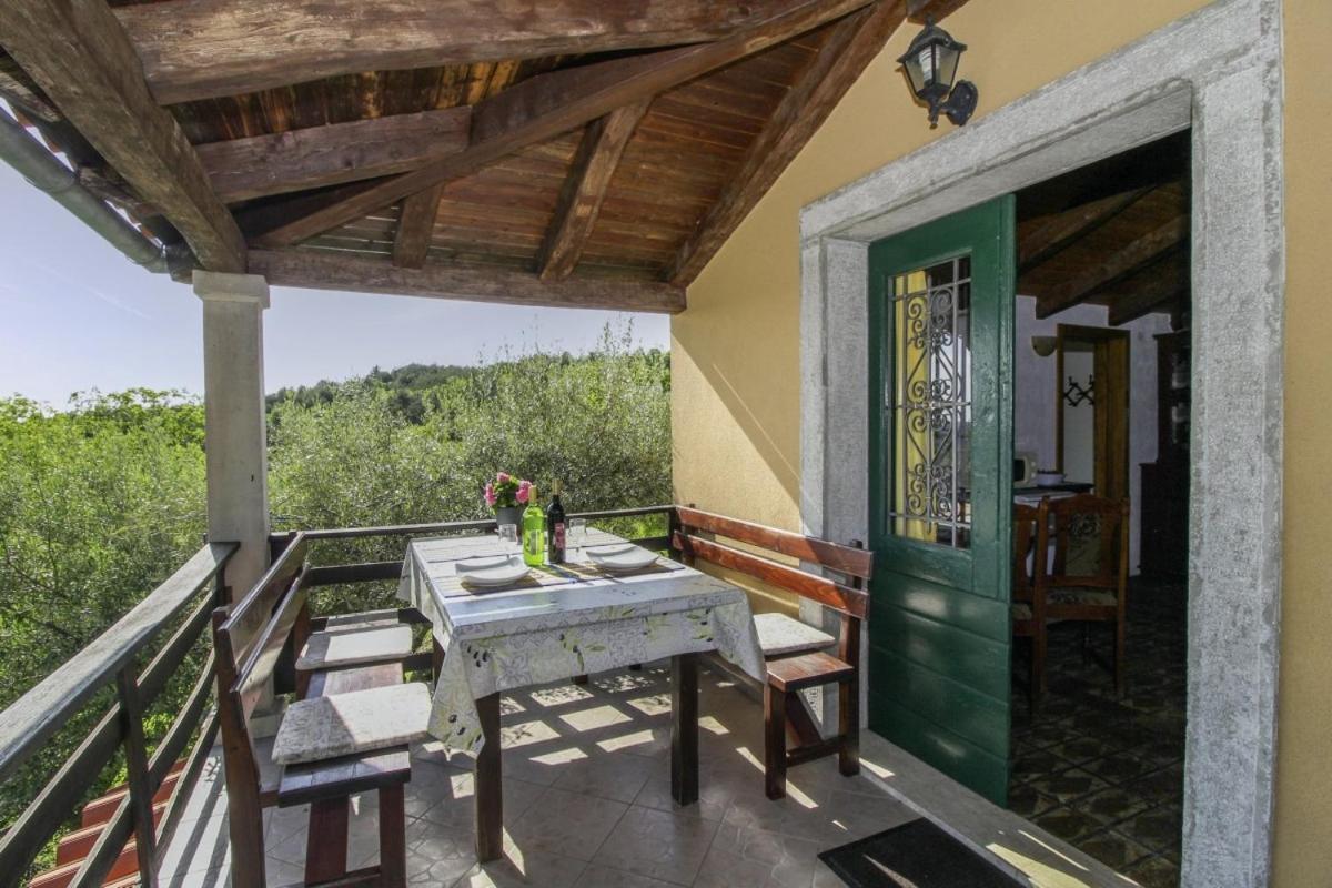 Villa Casa Antonija In Sovinjska Brda - Haus Fur 2 Personen Exterior foto