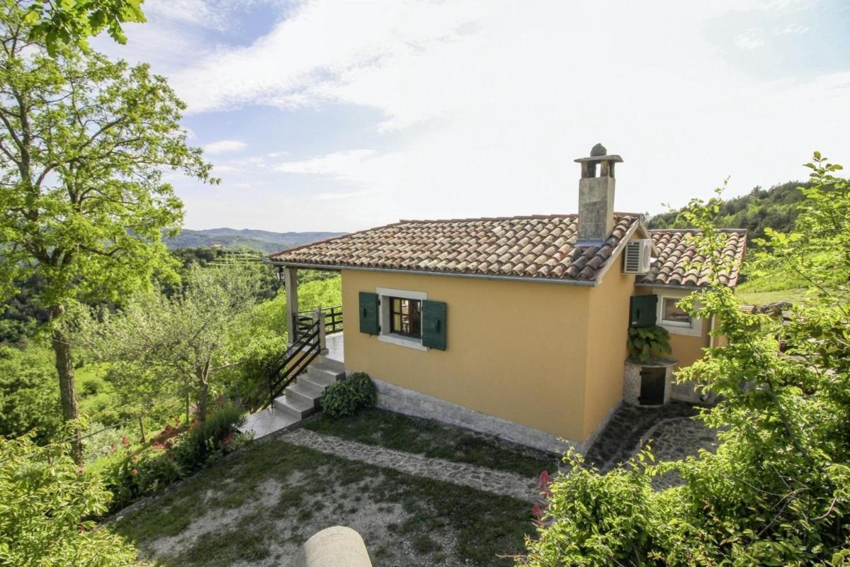 Villa Casa Antonija In Sovinjska Brda - Haus Fur 2 Personen Exterior foto