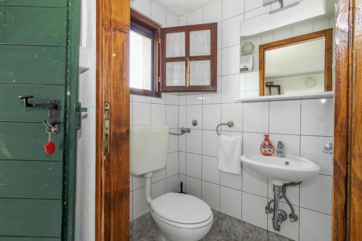 Villa Casa Antonija In Sovinjska Brda - Haus Fur 2 Personen Exterior foto