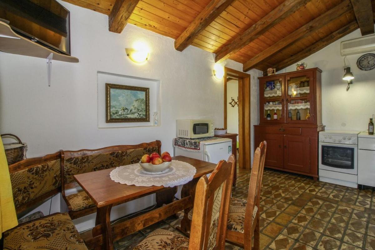 Villa Casa Antonija In Sovinjska Brda - Haus Fur 2 Personen Exterior foto